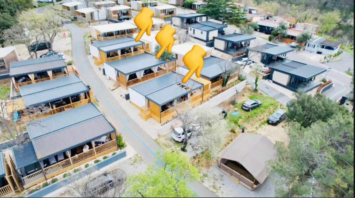 Villa Family Grand De Luxe Mobilhome Селце Экстерьер фото